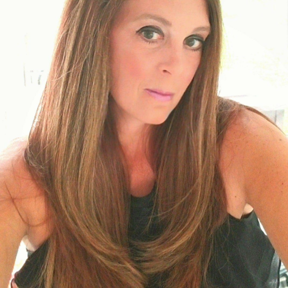 Meet your Posher, Joelle